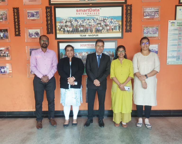 Nagpur-branch-visit-resize-3